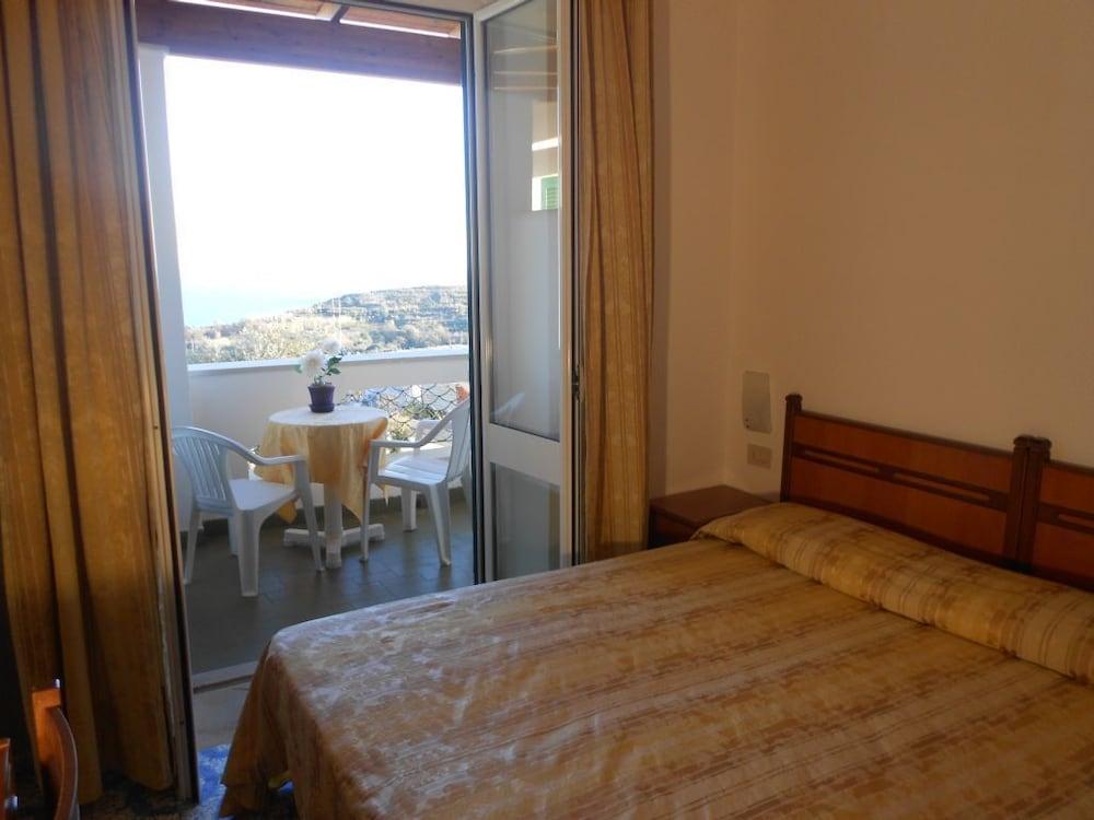 Hotel Al Bosco Forio di Ischia エクステリア 写真