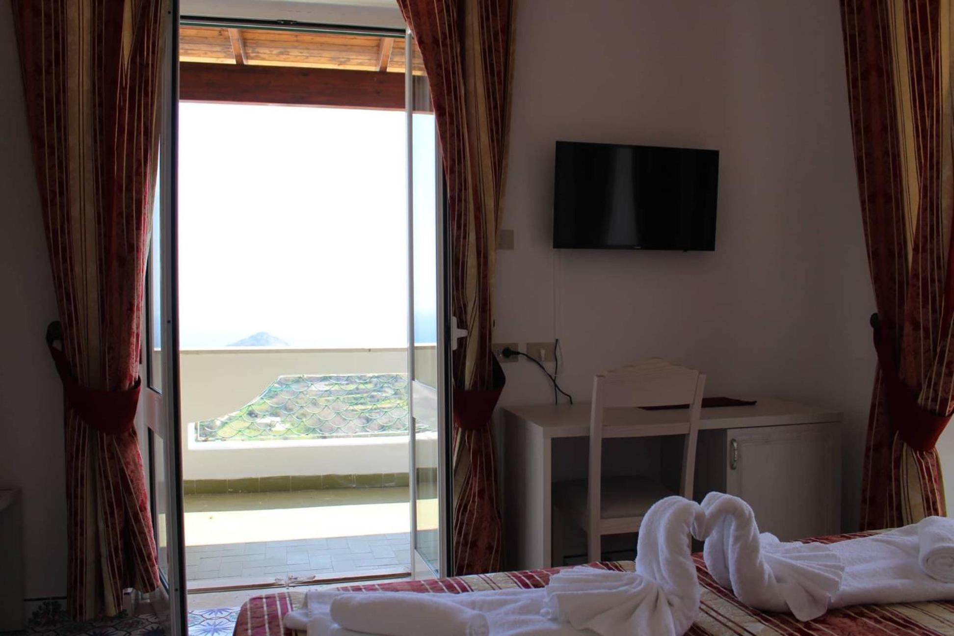 Hotel Al Bosco Forio di Ischia エクステリア 写真
