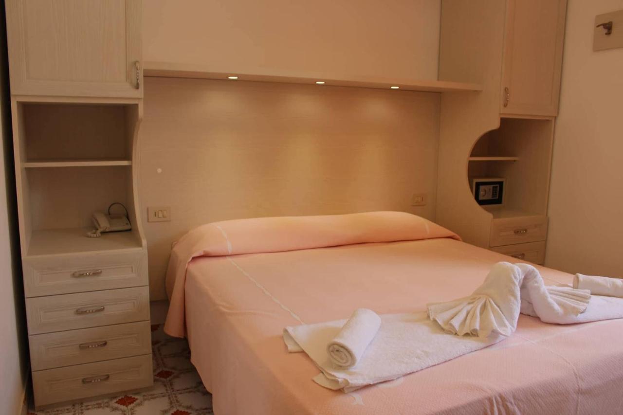 Hotel Al Bosco Forio di Ischia エクステリア 写真